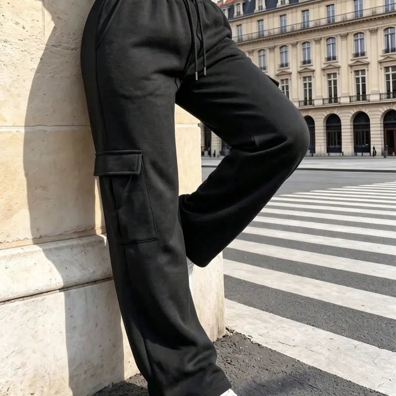 Women's Autumn/Winter Wide-Leg Cargo Sweatpants with Drawstring Waist and Multiple Pockets - Casual Athletic Trousers for Everyday Comfort